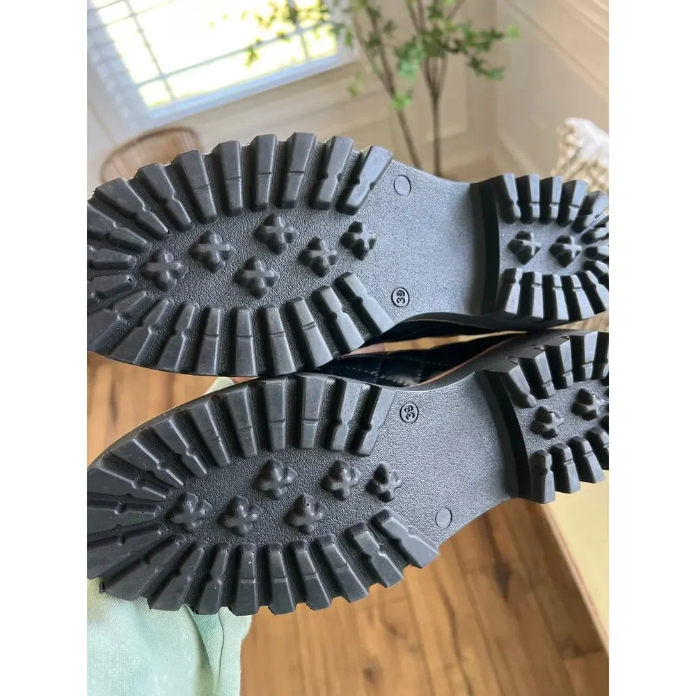 Jon Josef size 39 US 8 black loafers shoes